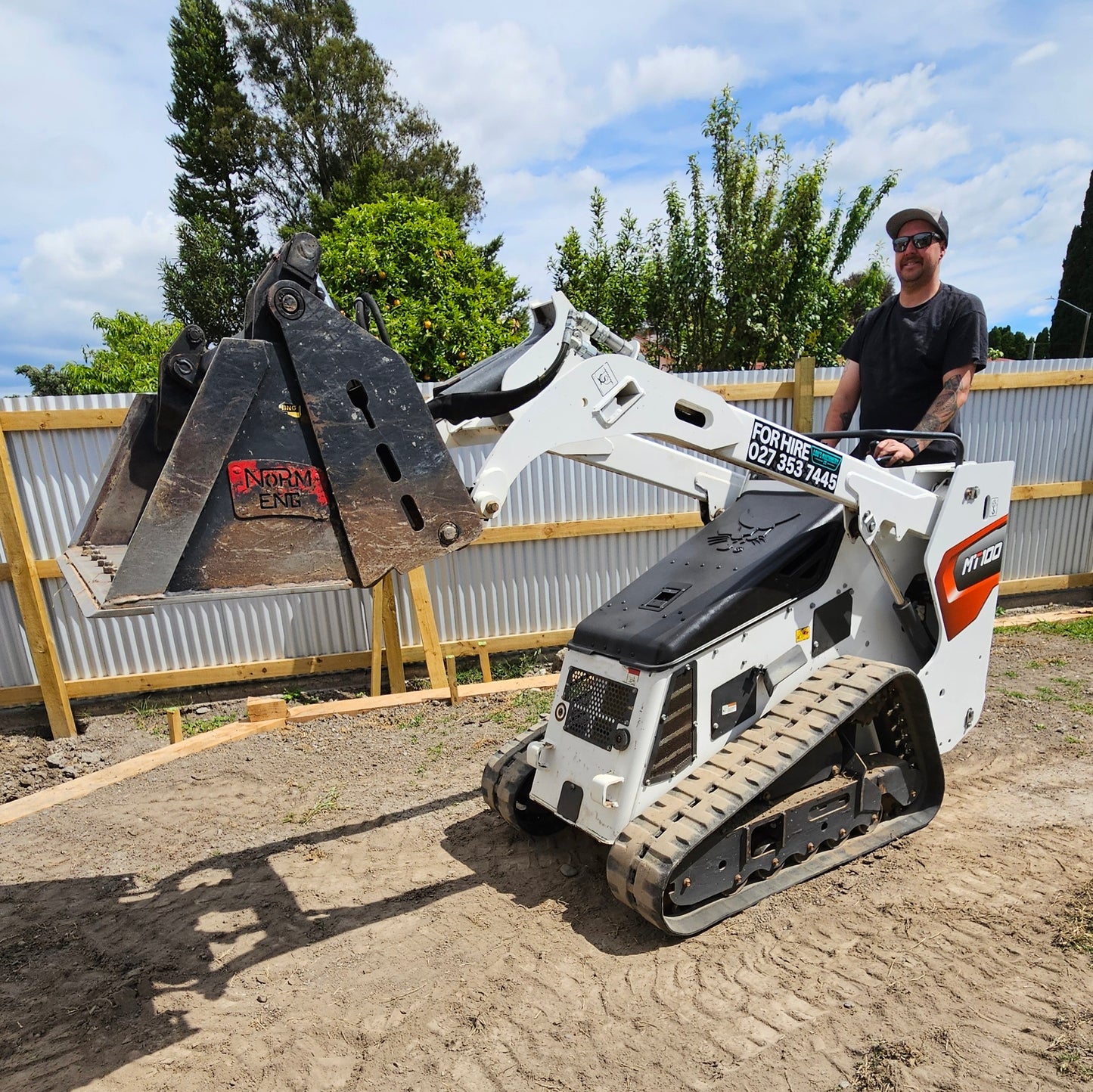 Bobcat MT100 Skid Steer